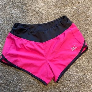Mizuno athletic shorts